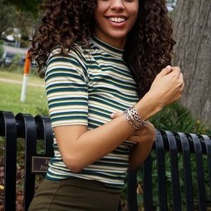 Half sleeve striped shirt